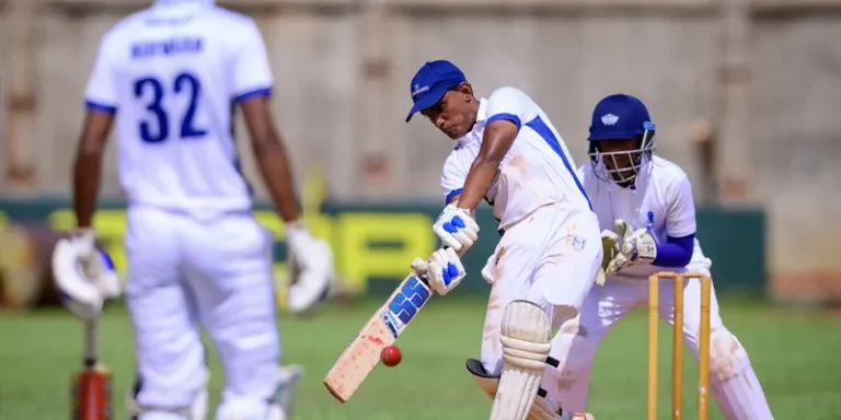 Cricketers Score 299/3 in 25 overs