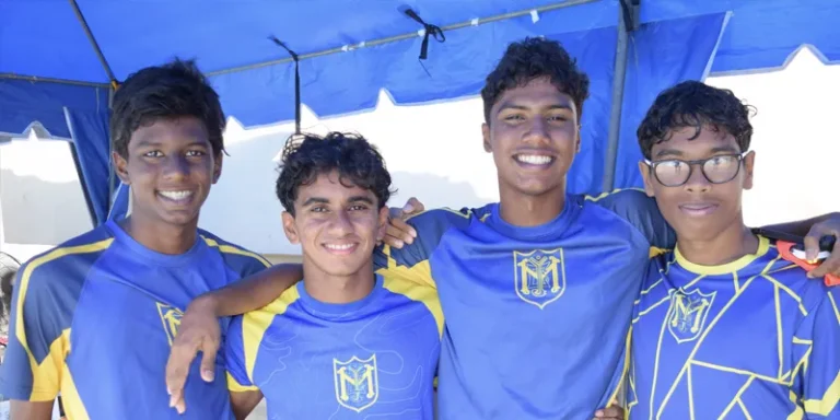 Swimmers win 17 medals in Inter-International Championship